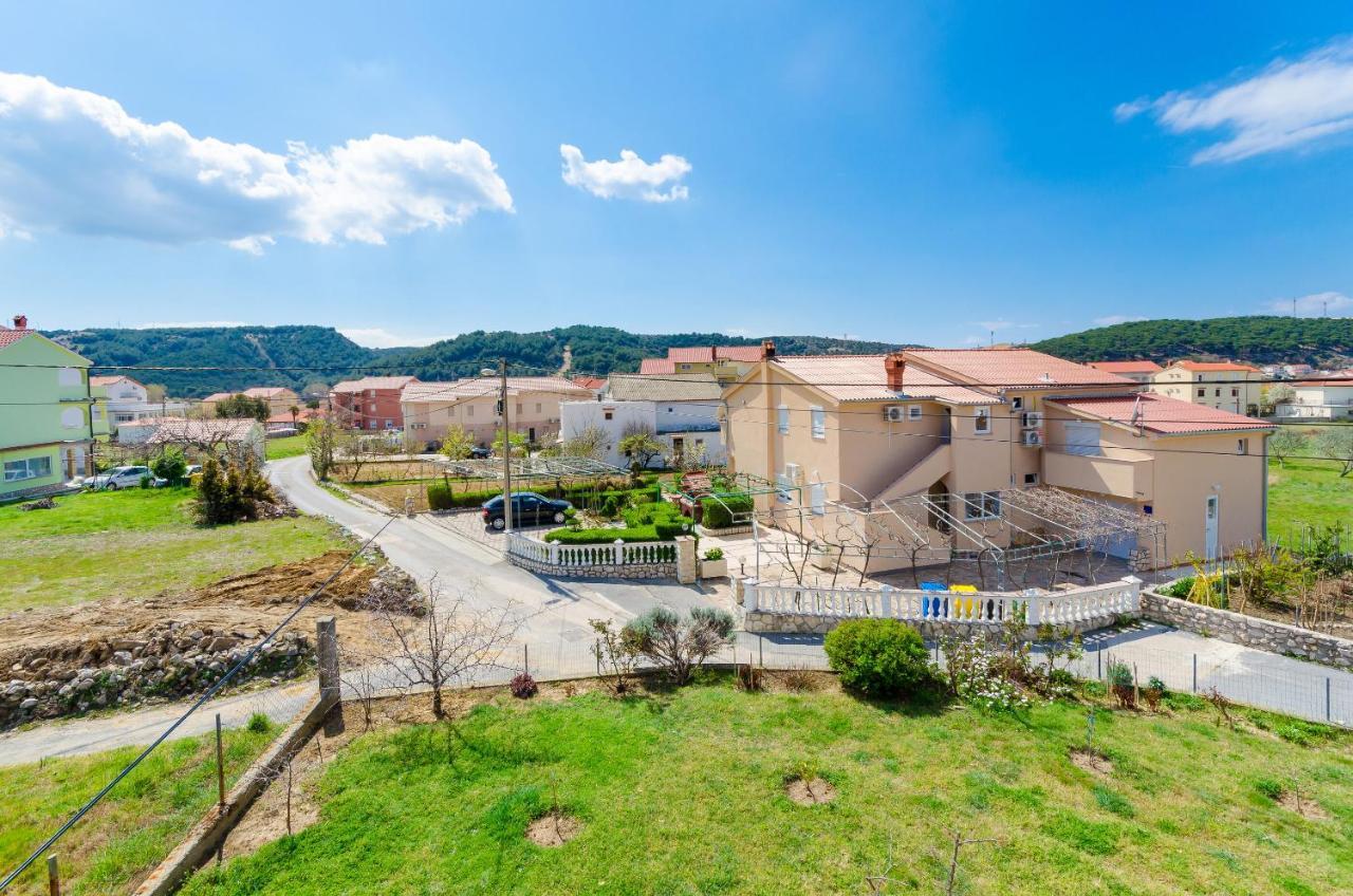 Apartament And Ljubica *