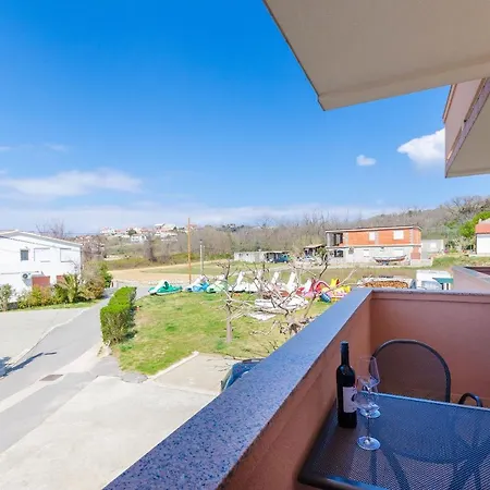 Apartments And Room Ljubica Lopar Extérieur photo