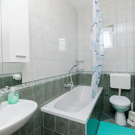 Apartments And Room Ljubica Lopar Extérieur photo