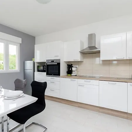 Apartments And Room Ljubica Lopar Extérieur photo
