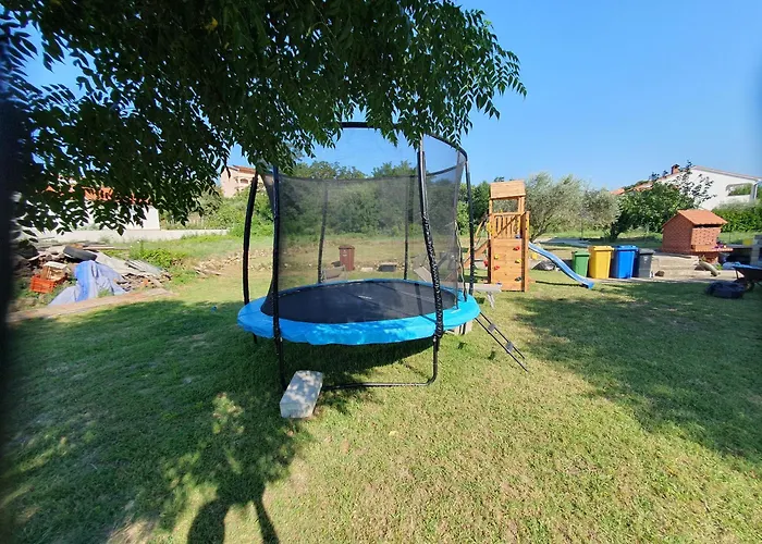 Apartments And Room Ljubica
