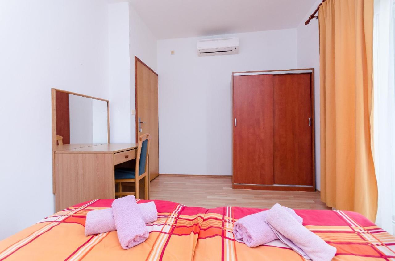 Apartment And Ljubica Lopar
